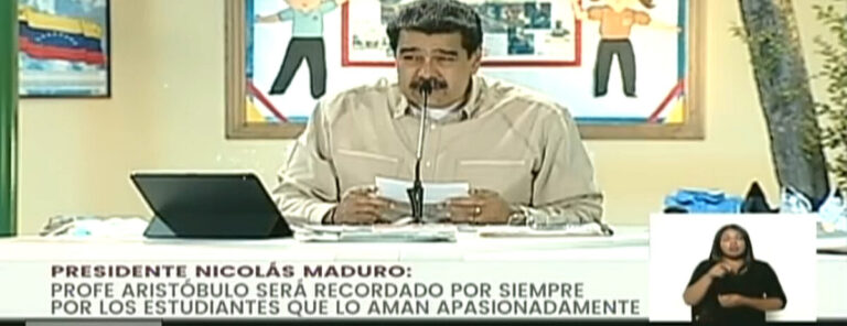 Maduro afirma que es posible reactivar clases semipresenciales en octubre