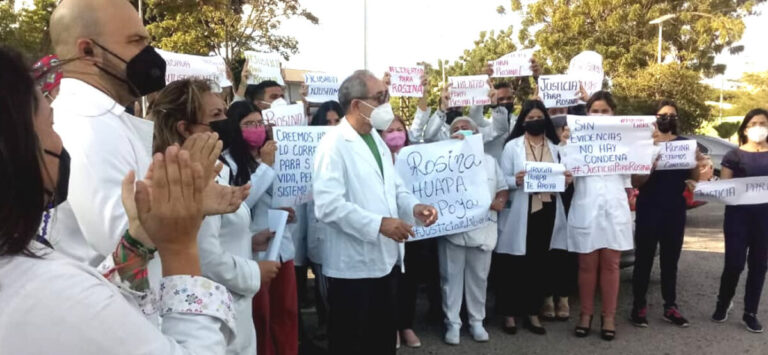 Protestan en el Hospital de Cumaná para pedir la liberación de la doctora Rosina Errante