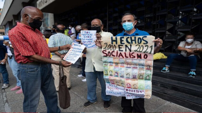 Ministerio de Educación actualizó las tablas salariales de los docentes