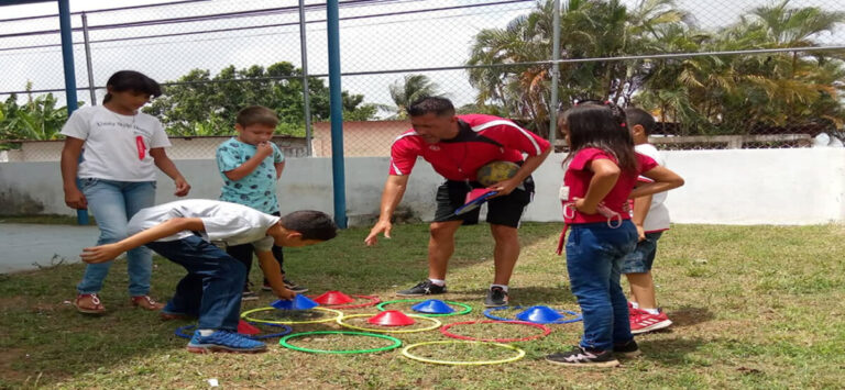 Plan «Imderma va a La Comunidad» llenó de deporte y alegría a El Furrial