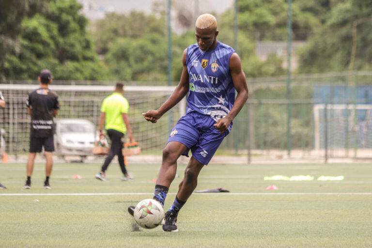 Un campeón del Maurice Revello llega a la UCV