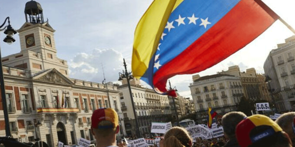 Alrededor de 10 mil venezolanos han solicitado arraigo en España