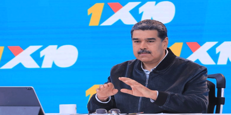 Maduro denuncia «laboratorios mediáticos» en Venezuela