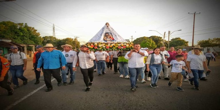 Vallita bendijo a su feligresía en la zona oeste del estado Monagas