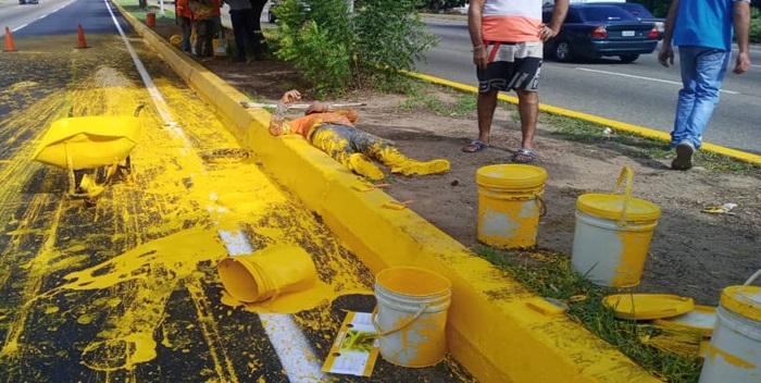 Arrollan a cuadrilla de pintores en Maracaibo
