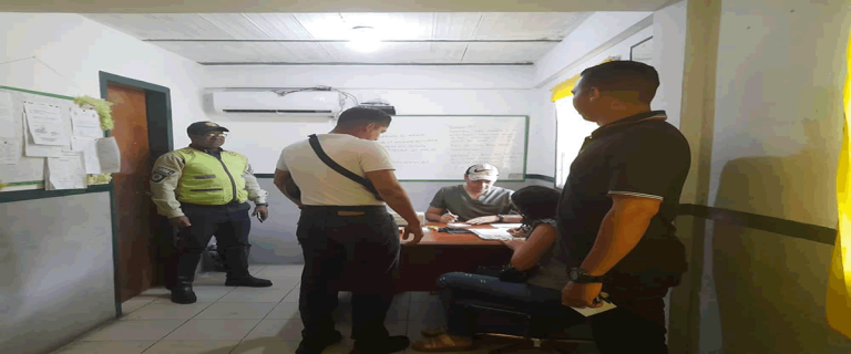 Más 80 funcionarios de Polimaturín sacaron certificado médico