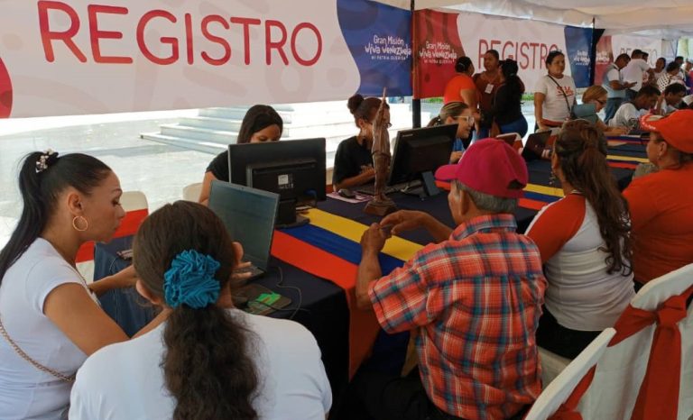 Inició registro de cultores en la plaza Bolívar de Maturín