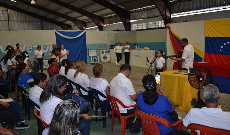 Al menos 22 colegios cambiaron de nombre en Boquerón