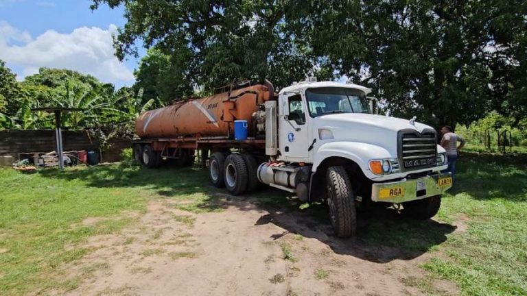 Cuadrillas del 1×10 resolvieron nuevos casos de aguas servidas en Maturín