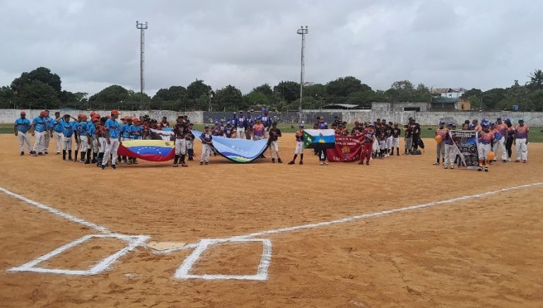 Zamora recibe el campeonato estadal infantil de Criollitos de Venezuela