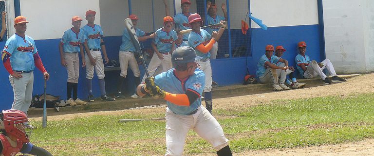 Inicia heptagonal semifinal del béisbol juvenil de Criollitos