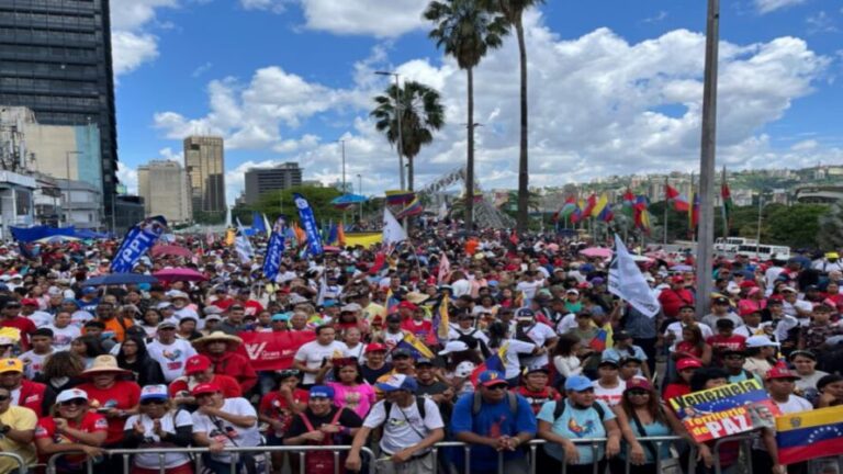 Oficialismo se movilizó en Caracas a un mes de elecciones del #28Jul