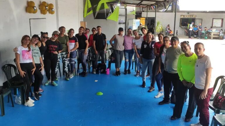 Bienestar Center celebra su tercer aniversario con una rumba fitness