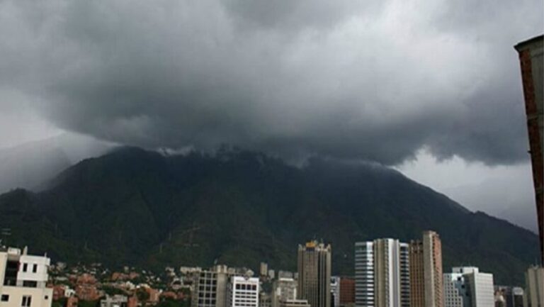 Inameh: Lluvias intensas este 8 de octubre y llegada de tres ondas tropicales