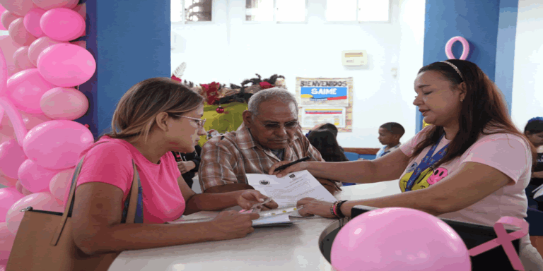 Saime dicta charla al personal sobre la prevención del cáncer de mama