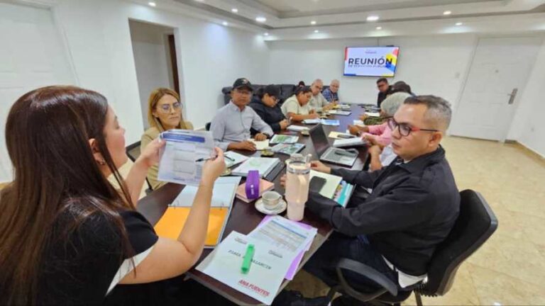 Alcaldesa Ana Fuentes: Seguimos preparando los espacios para la Navidad