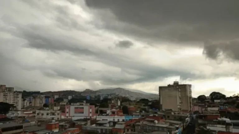 Inameh: Habrá nubosidad y lluvias en buena parte del país este jueves