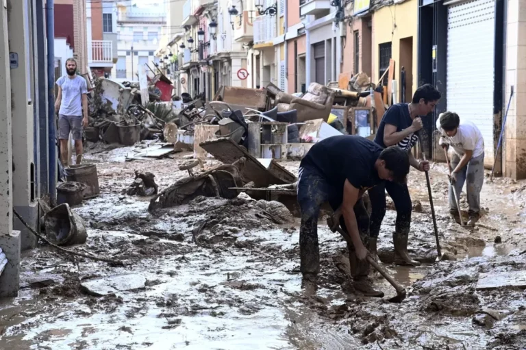 Solicitan 31.402 millones de euros para reconstrucción en Valencia tras paso de la Dana