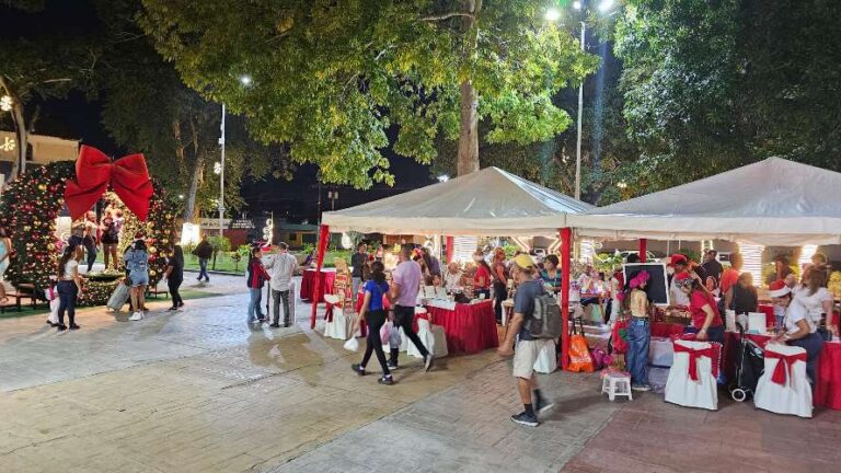 Plaza Piar presenta la segunda Feria Navideña de Emprendedores