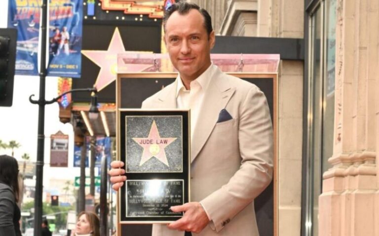 Actor Jude Law recibió una estrella en Hollywood