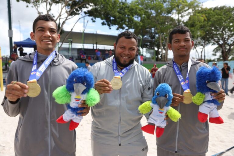 Hermanos Campos ganan oro para Monagas en el voleibol de playa de sordos