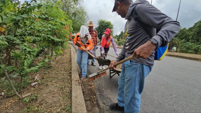 Alcaldesa Ana Fuentes tiene como prioridades el embellecimiento y mantenimiento del municipio