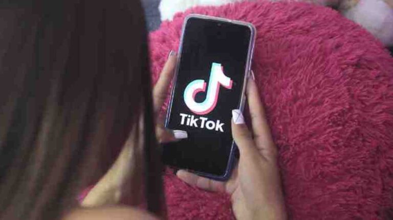 TikTok bloqueará filtros de belleza a menores de 18 años para cuidar su salud mental