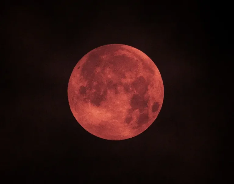 Eclipse total “luna de sangre” podrá verse muy pronto en Venezuela