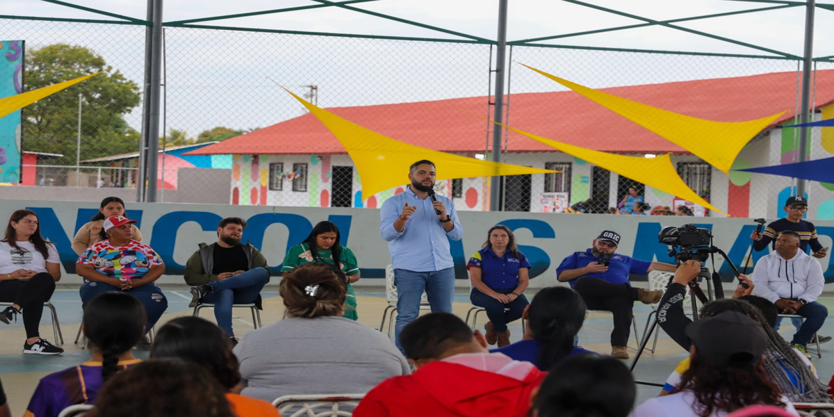 Ministros y comunidades de Monagas debaten sobre fortalecimiento del Poder Popular