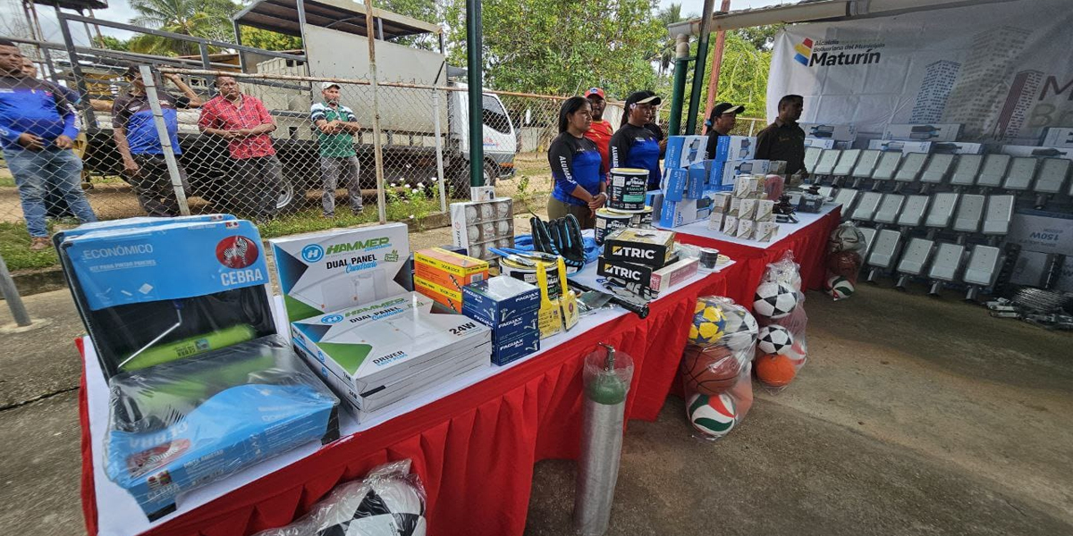 Alcaldesa Fuentes lleva plan "Maturín Brilla" a la parroquia La Pica