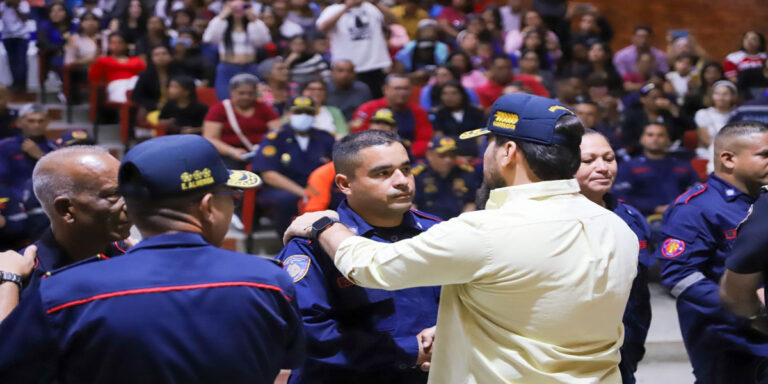 Ascienden a 179 bomberos de Monagas en el marco de su día nacional