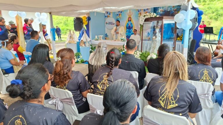 TransMonagas celebra la fe con la visita de la Virgen del Valle