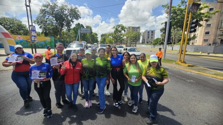Realizan semaforazo de concienciación turística