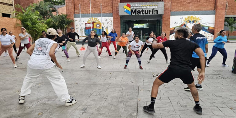 Imderma promueve la salud y recreación con la bailoterapia