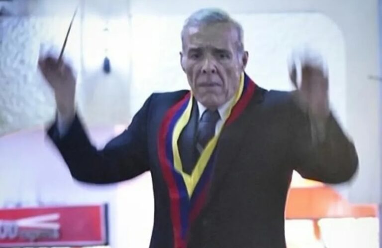 Inicia capilla ardiente con restos del maestro Apolinar Cantor