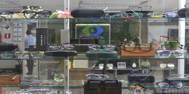 Ópticas ofrecen precios accesibles