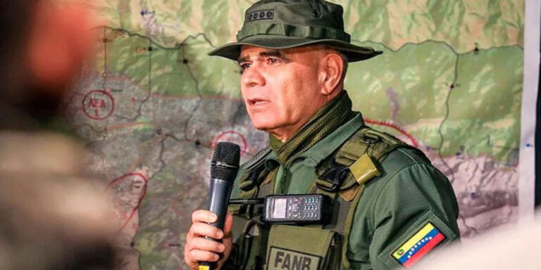 Padrino López: Venezuela libra la misma batalla de hace 500 años