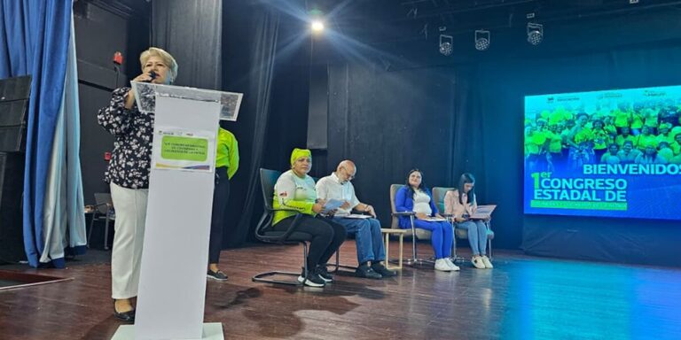 Realizan primer congreso estadal de Madres cocineras del CNAE