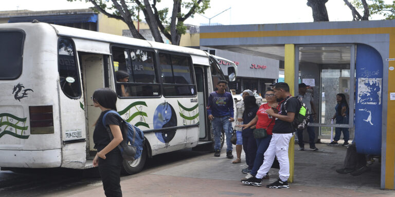 Usuarios en Maturín preocupados por el aumento del pasaje