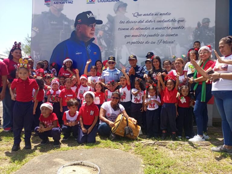 Con parrandón de niños inicia la Navidad PoliMonagas