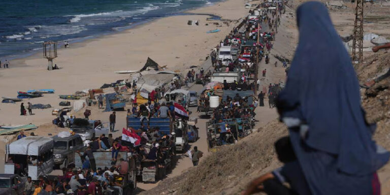 Regresan más de 500 mil palestinos a Gaza tras cese al fuego