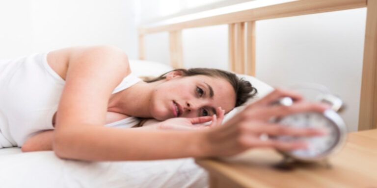 Conoce el motivo por el que te despiertas durante la noche