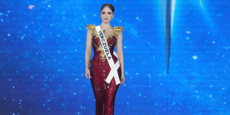 Stephany Abasali no se guardó nada